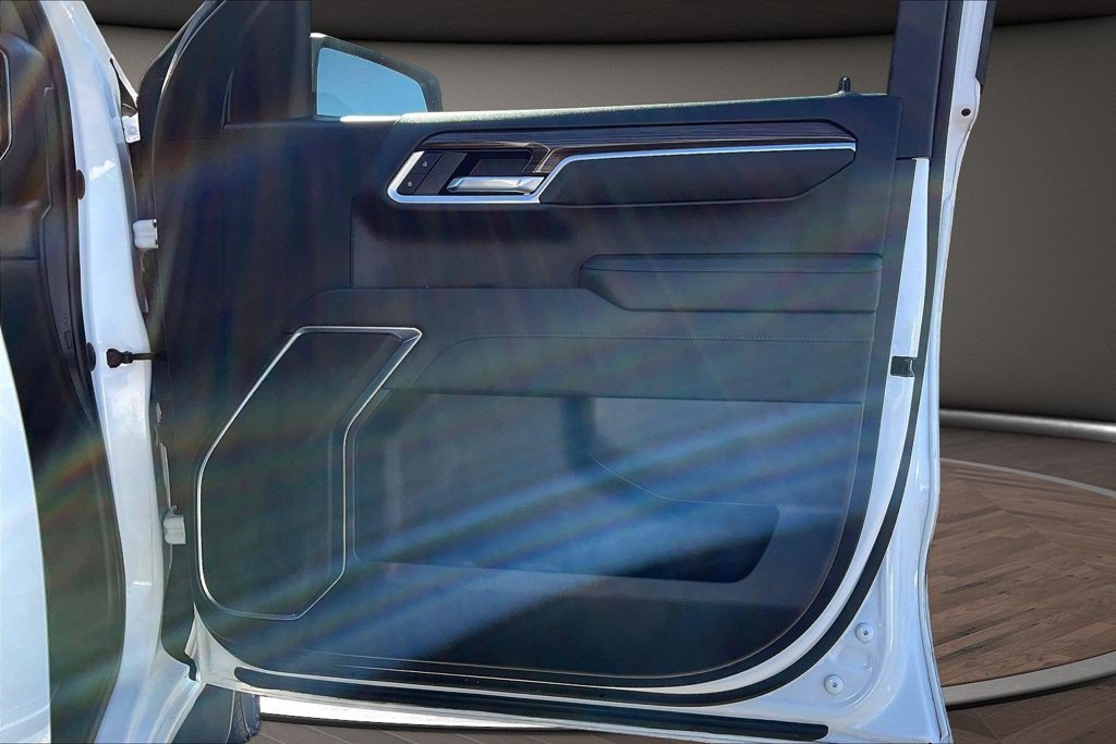 Used 2022 Chevrolet Silverado 1500 LT w/ Protection Package RWD image 32