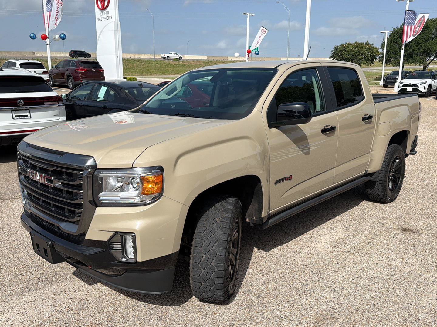 Used 2022 GMC Canyon AT4 AWD/4WD image 7