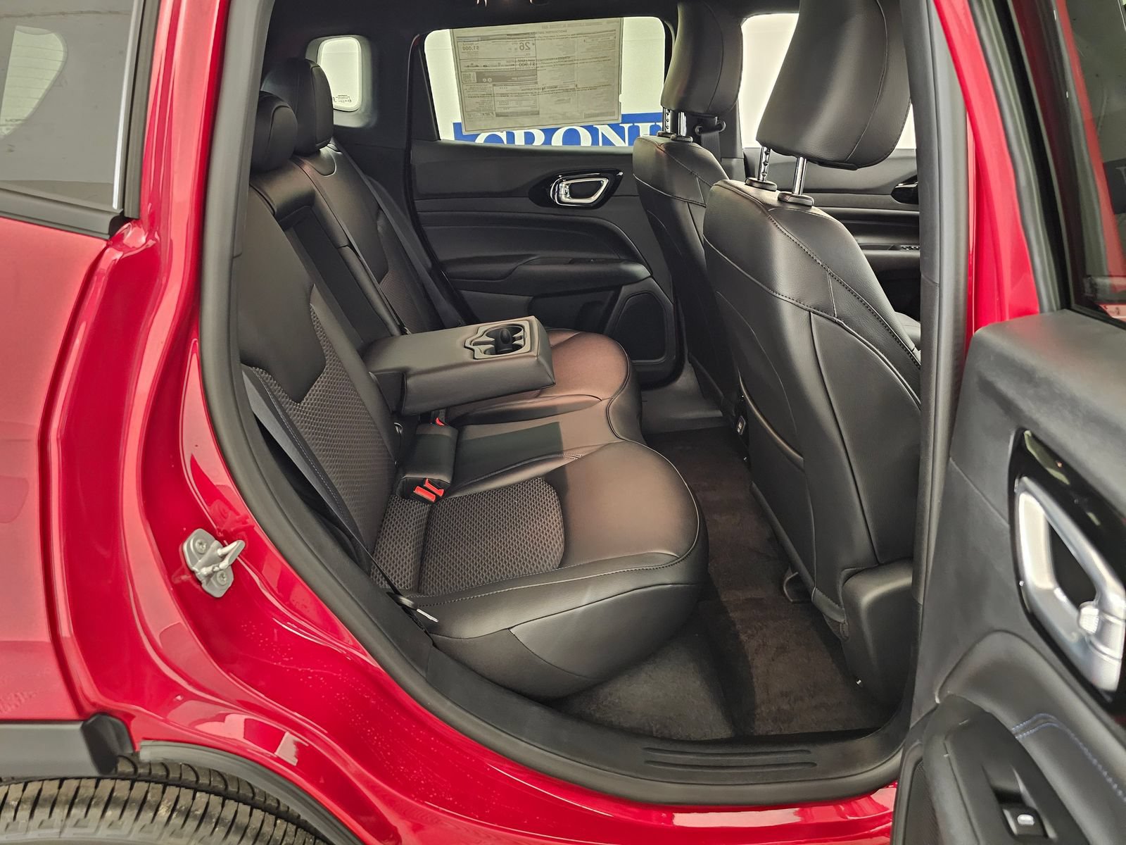 New 2026 Jeep Compass Latitude AWD/4WD image 34