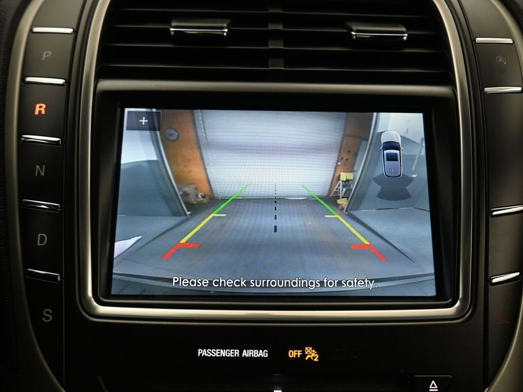 Used 2019 Lincoln Nautilus Select image 19