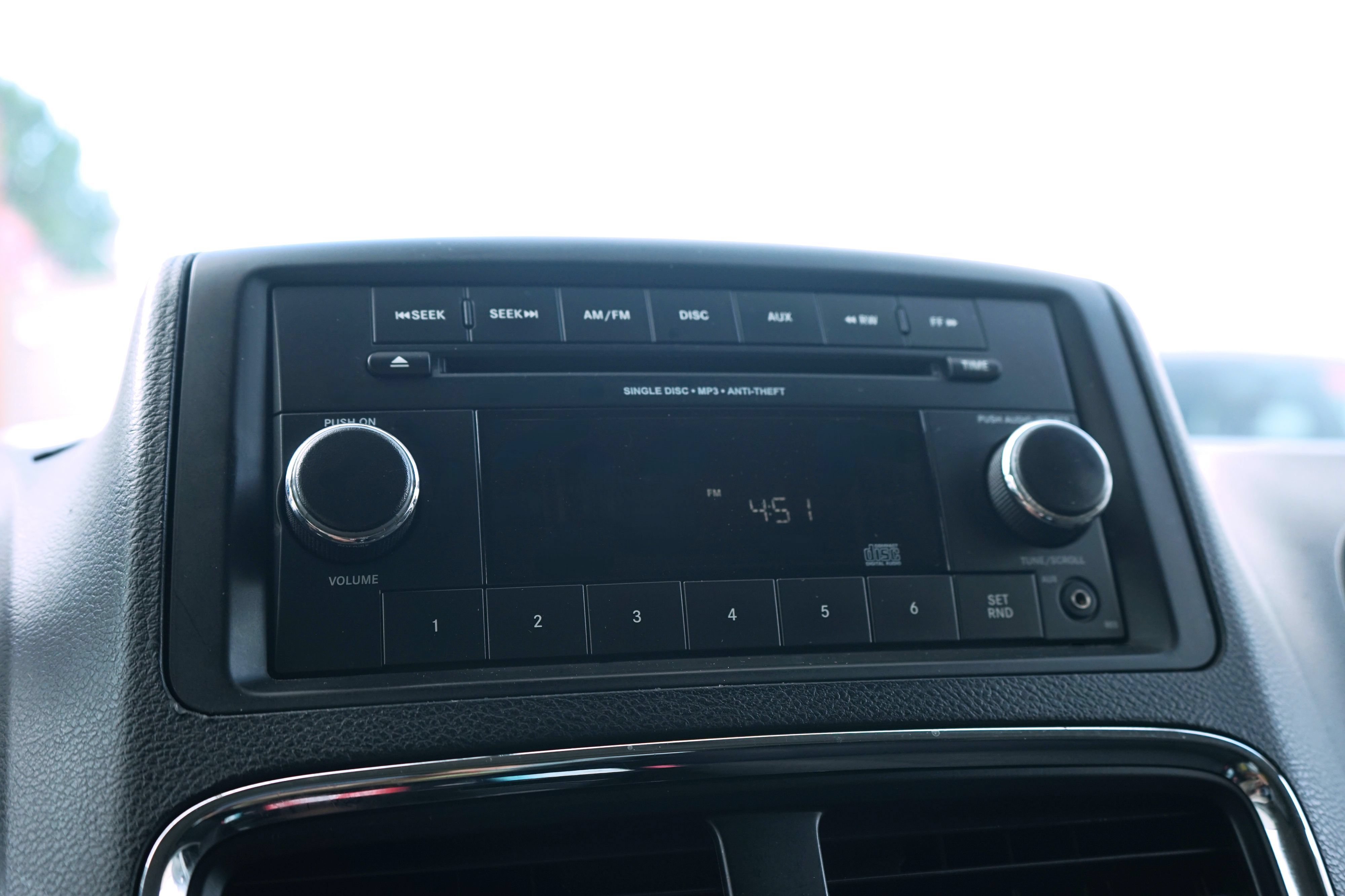 Used 2013 RAM C/V Tradesman FWD image 11