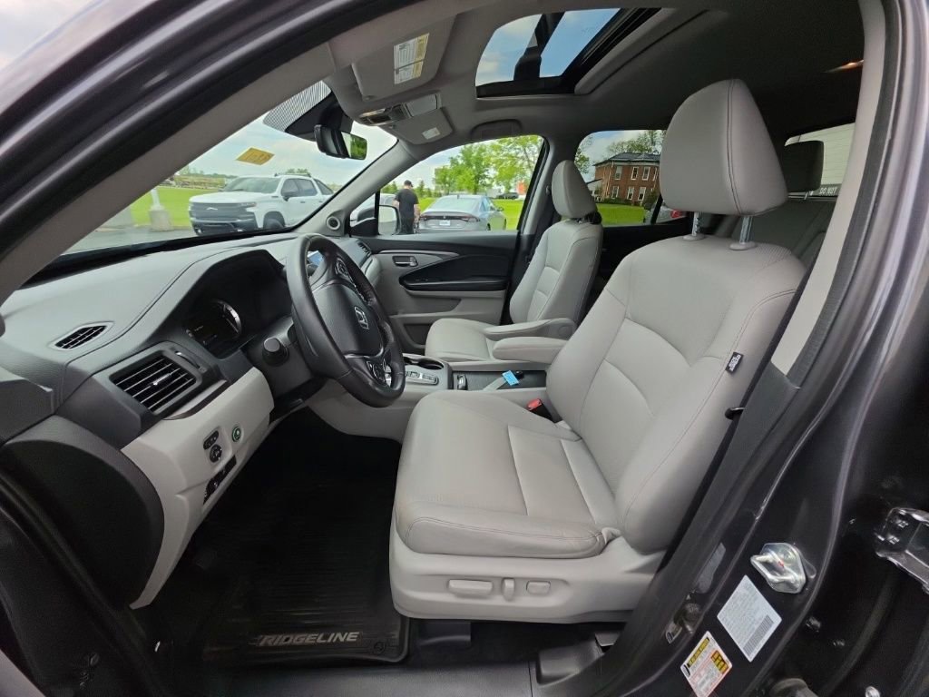 Used 2023 Honda Ridgeline RTL image 13