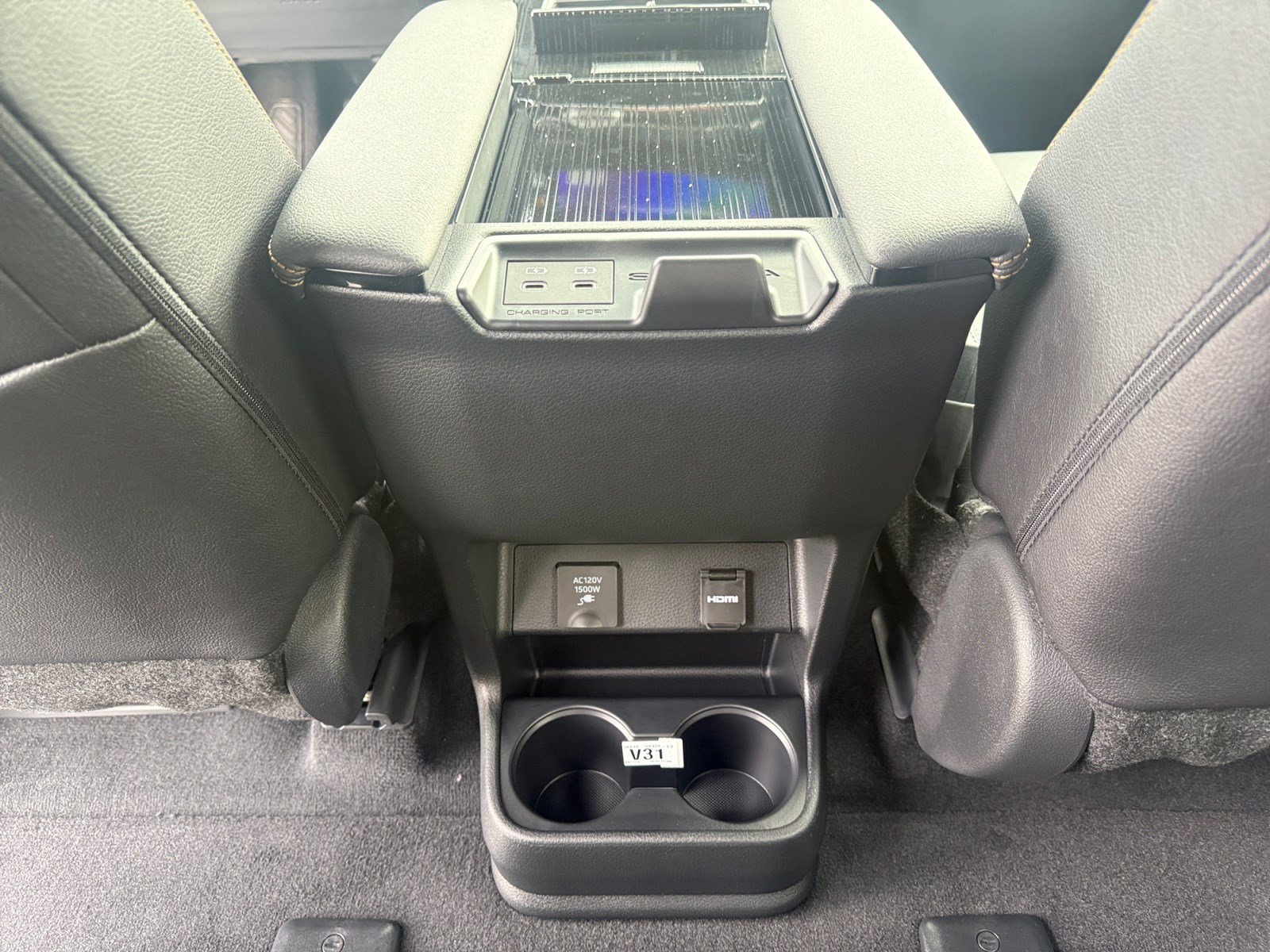 New 2026 Toyota Sienna XLE Woodland Edition AWD/4WD image 30