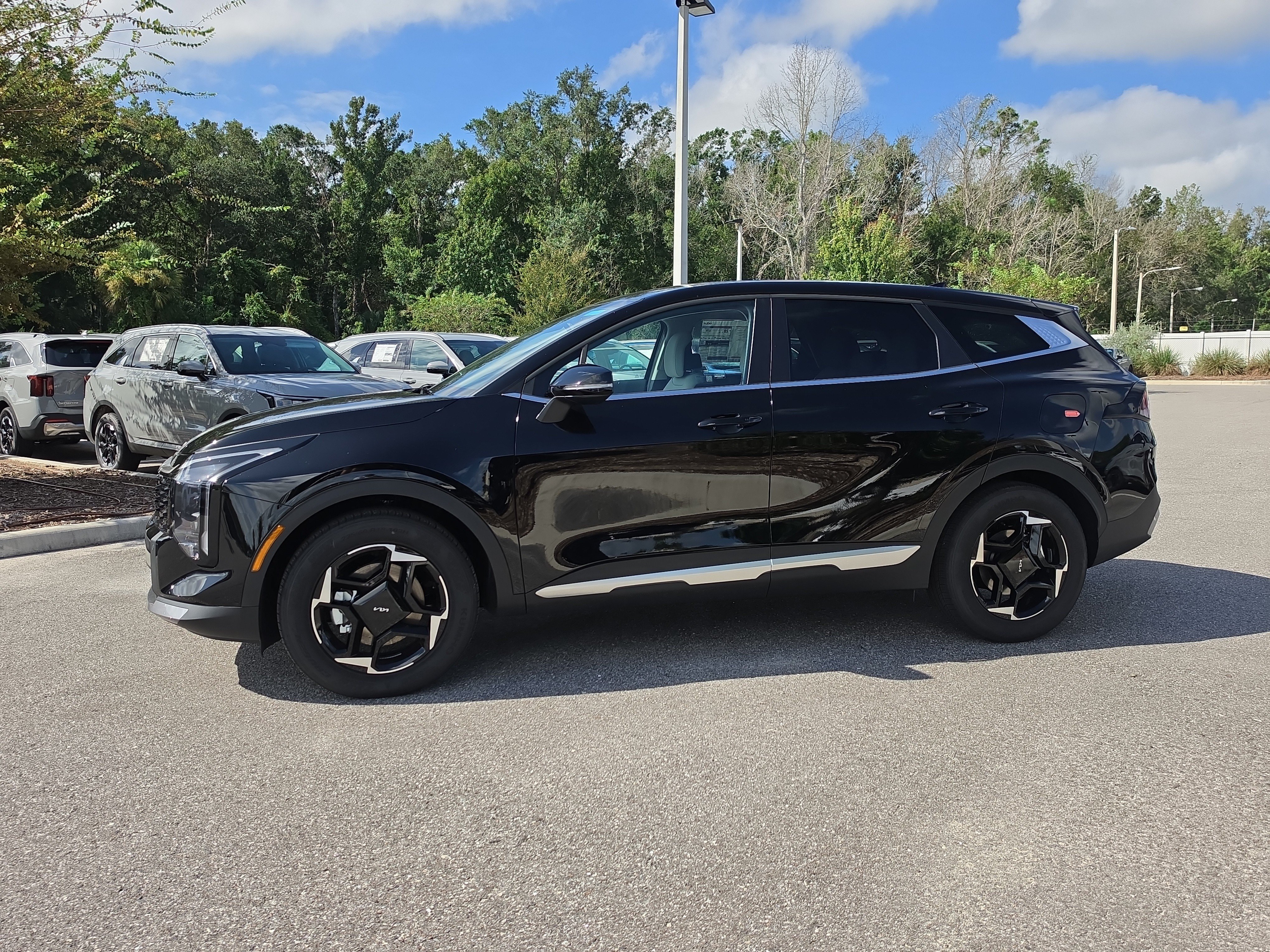 New 2027 Kia Sportage EX FWD image 5