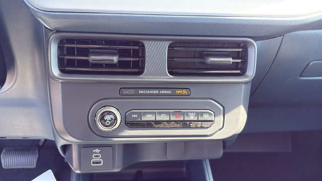 New 2026 Ford Maverick XL AWD/4WD image 23