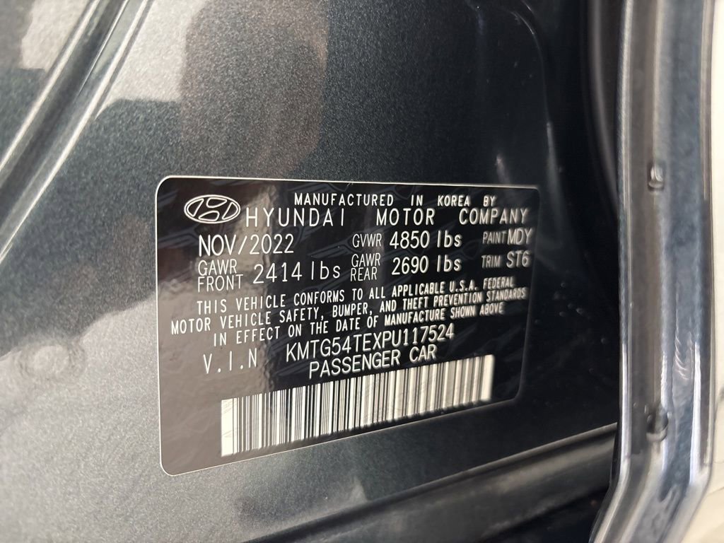 Used 2023 Genesis G70 3.3T w/ Sport Prestige Package image 10