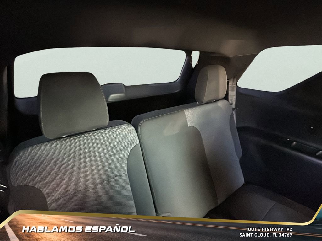 Used 2023 Chevrolet Traverse LT image 24