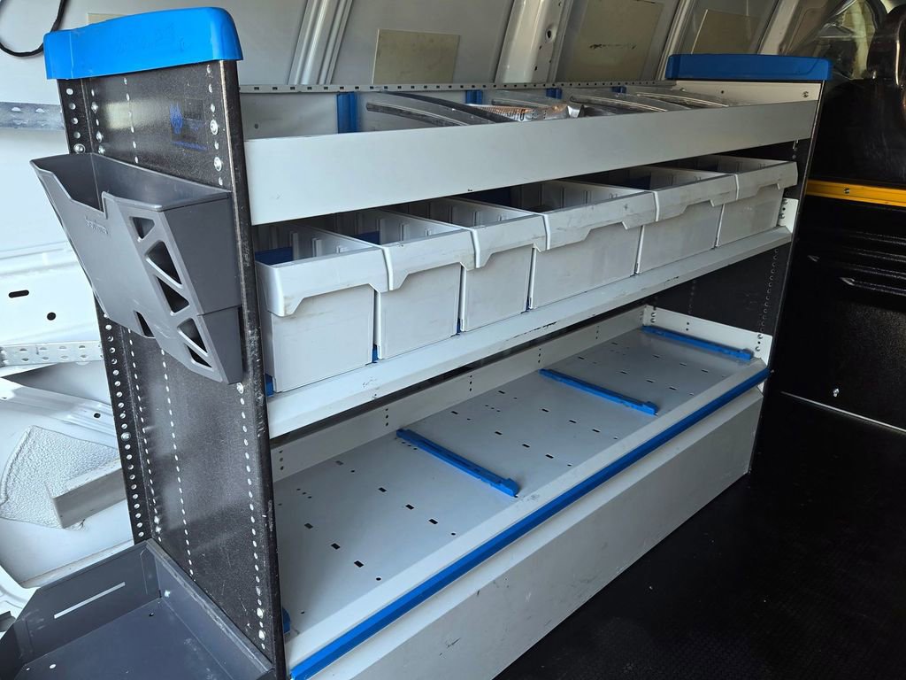 Used 2017 Mercedes-Benz Metris image 9