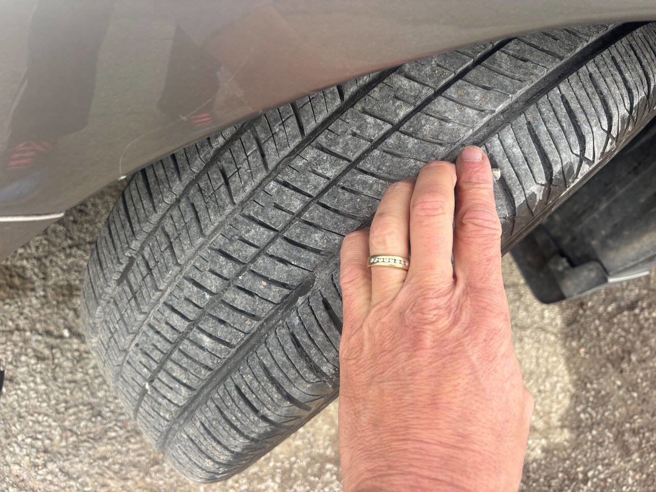 Used 2005 Nissan Maxima 3.5 SL w/ (S03) Driver Preferred Pkg image 17