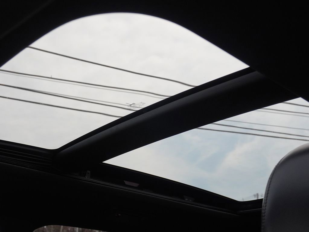 Used 2017 Lincoln MKC Reserve w/ Lincoln MKC Climate Package image 18