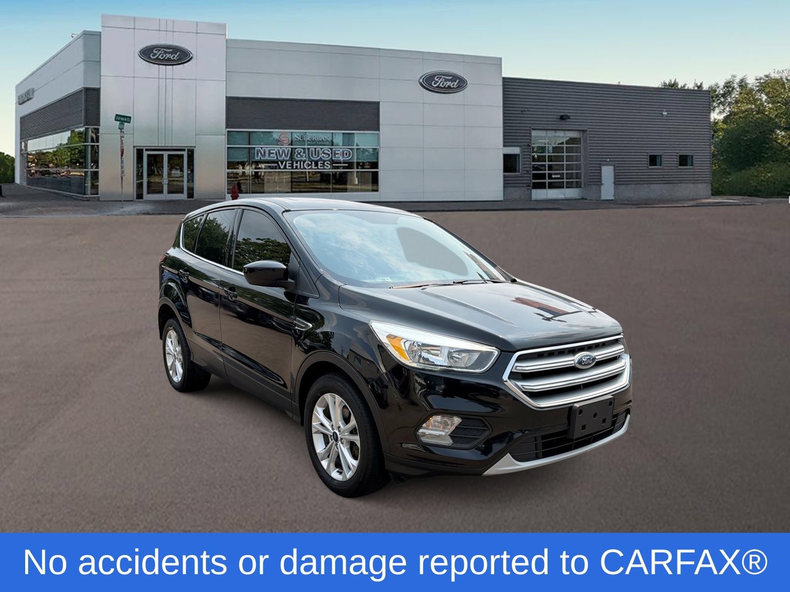 Used 2017 Ford Escape SE FWD image 2