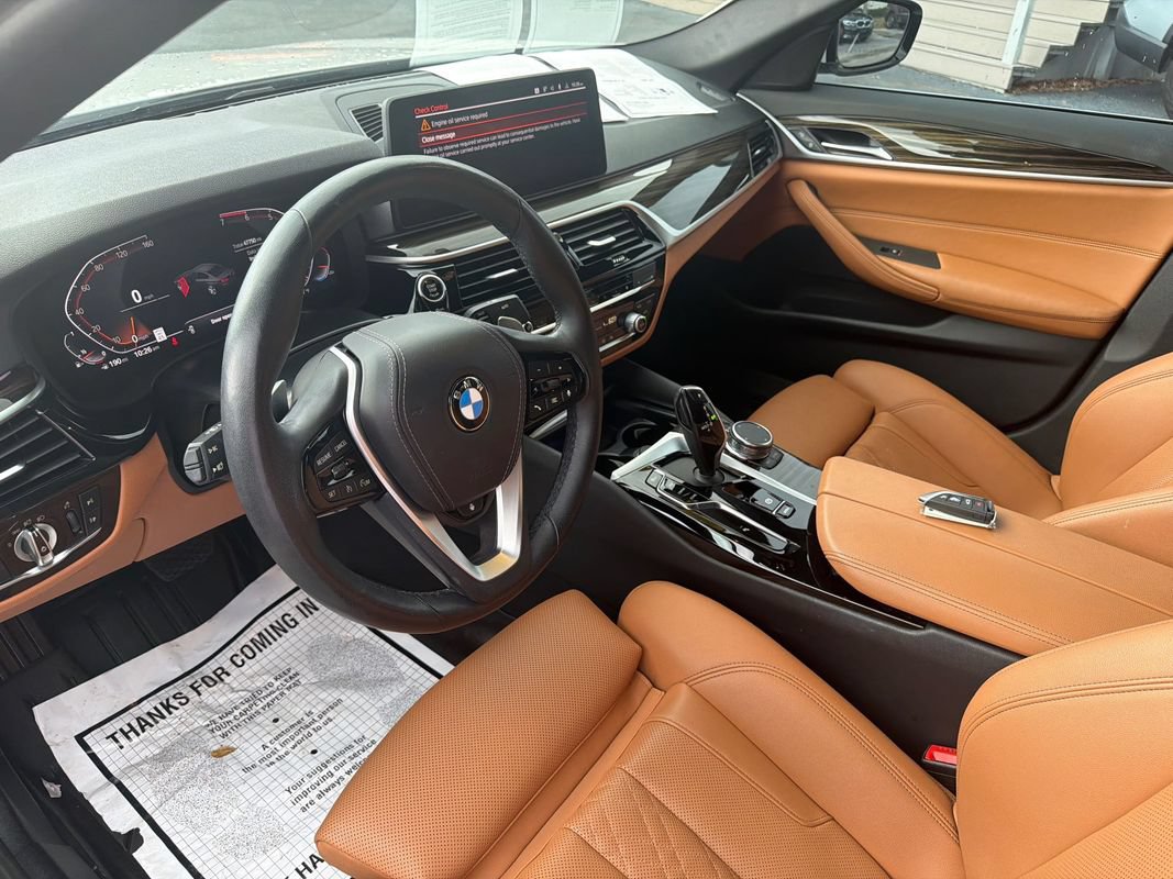 Used 2023 BMW 530i xDrive w/ Convenience Package AWD/4WD image 9