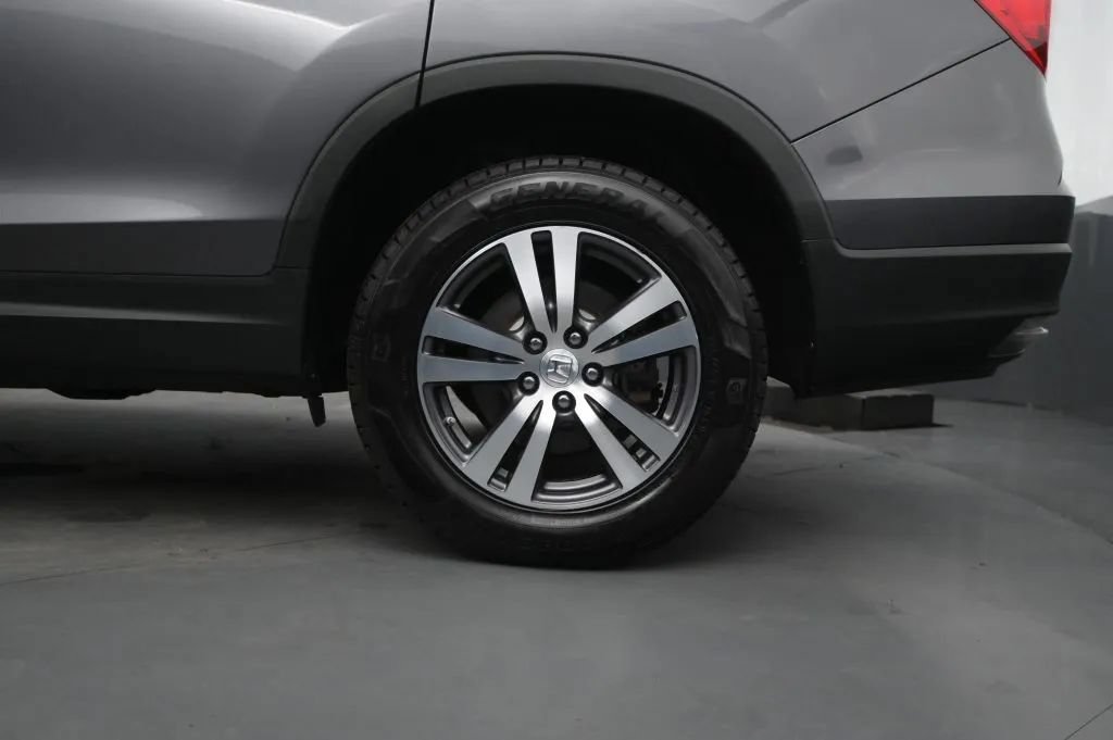 Used 2017 Honda Pilot EX-L image 14