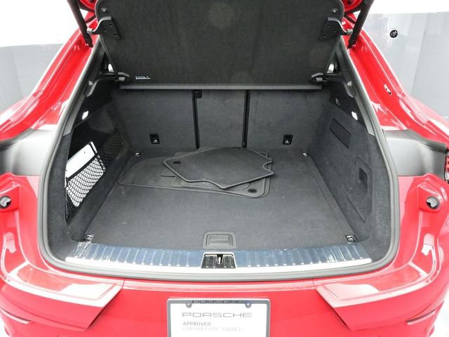 Used 2025 Porsche Cayenne Coupe image 15