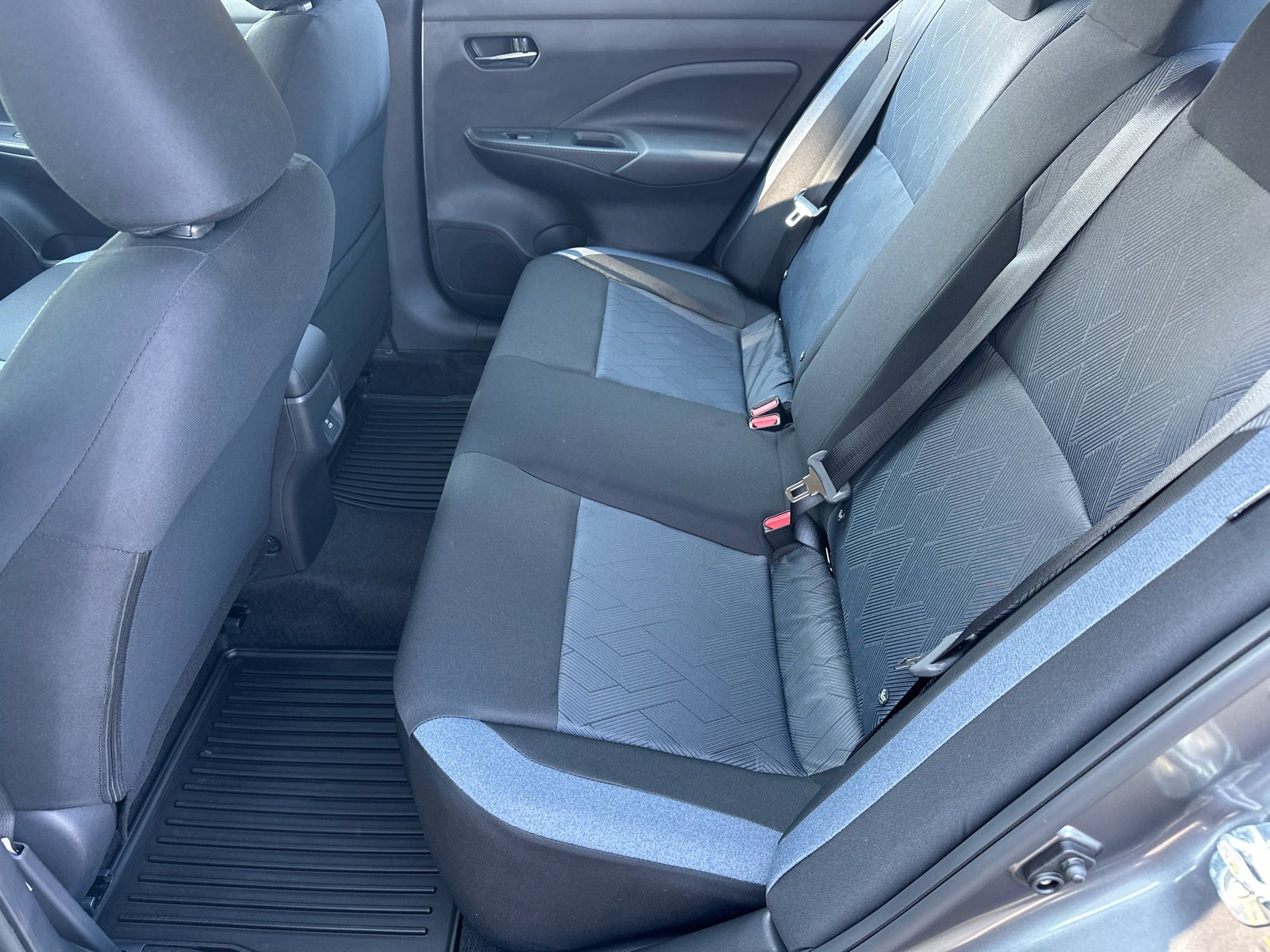 New 2025 Nissan Versa SV w/ Trunk Package image 20