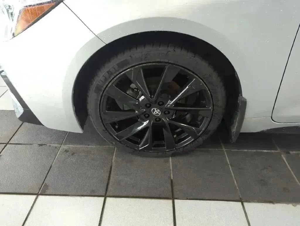 Used 2024 Toyota Corolla SE FWD image 82
