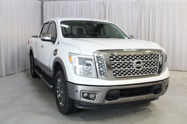 Used 2017 Nissan Titan Platinum Reserve AWD/4WD image 38