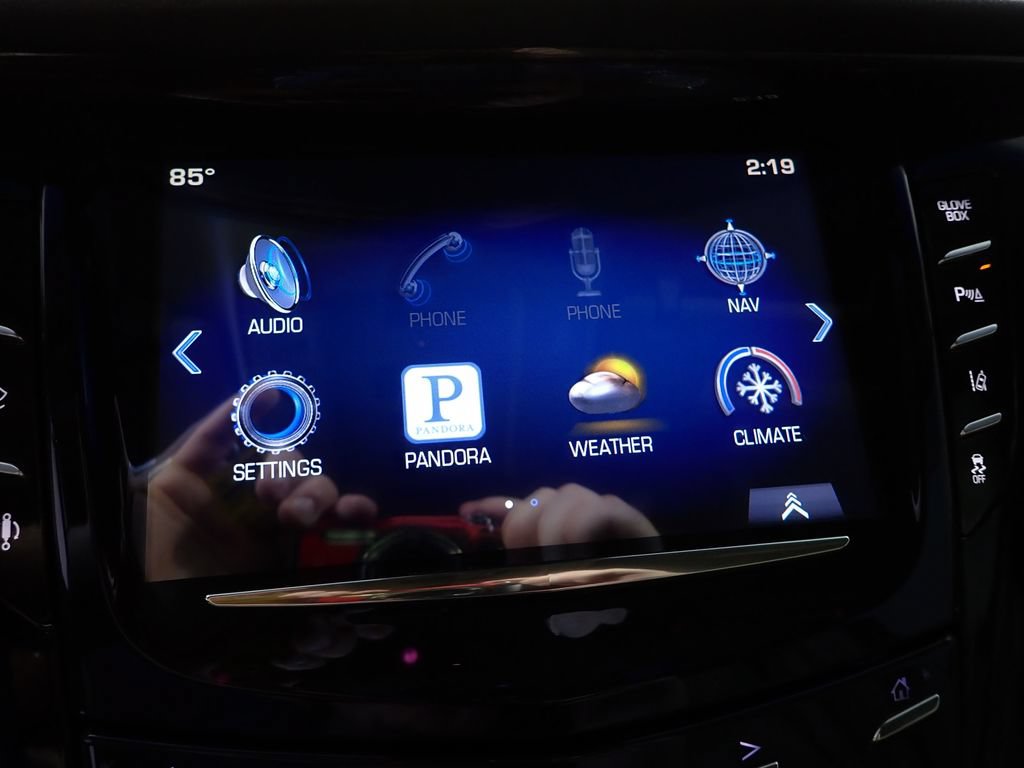 Used 2015 Cadillac Escalade Luxury AWD/4WD image 3
