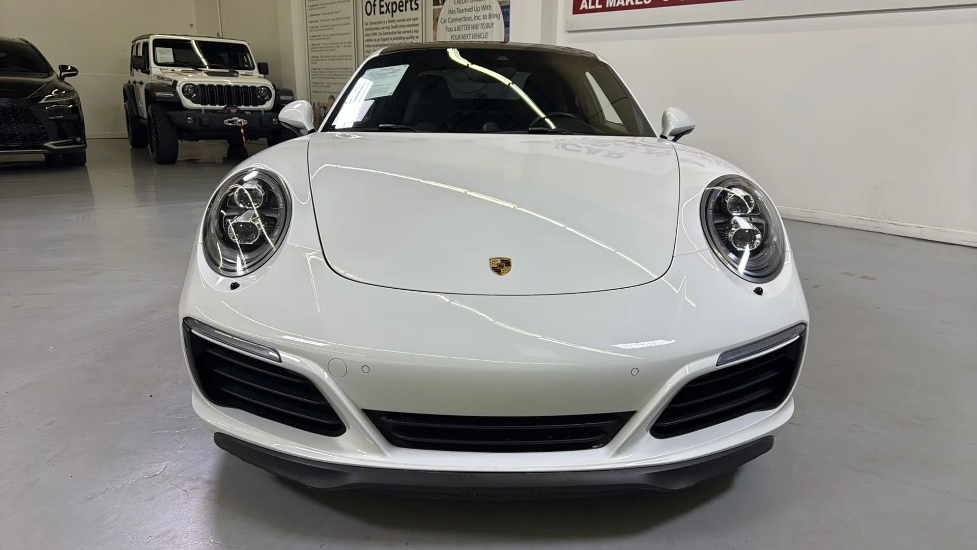 Used 2017 Porsche 911 Carrera S image 11