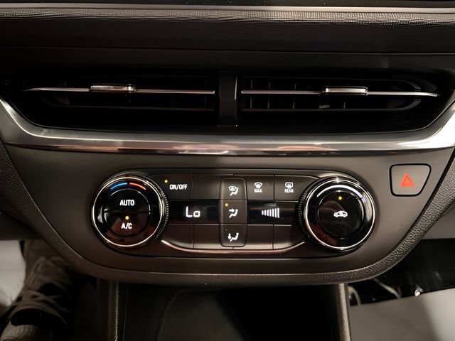 Certified 2025 Buick Envista Preferred FWD image 22