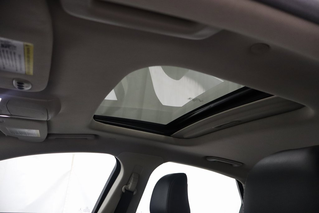 Used 2020 Ford Fusion Titanium image 23