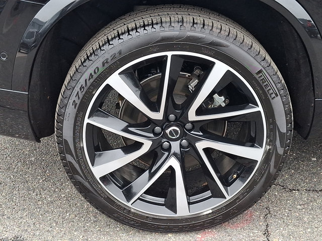 Used 2024 Volvo XC90 B5 Plus w/ Protection Package Premier AWD/4WD image 8