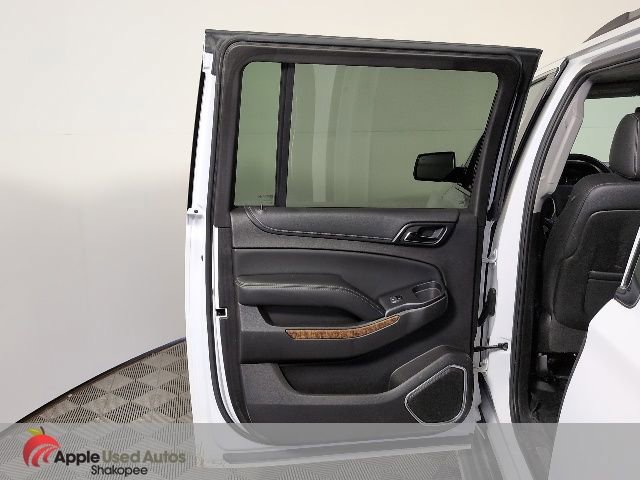 Used 2016 Chevrolet Suburban LTZ image 32