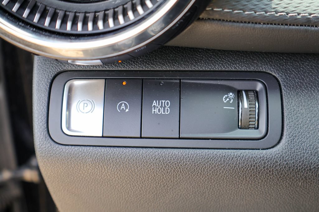 Used 2025 Chevrolet Equinox LT FWD image 17