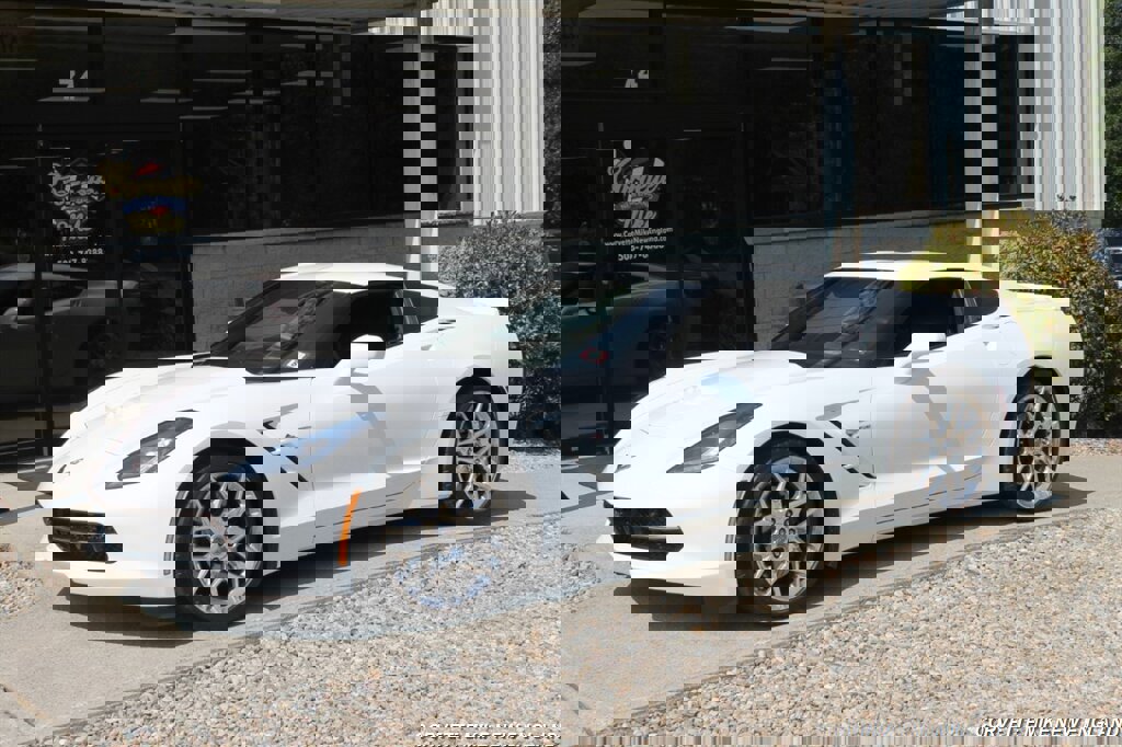 Used 2017 Chevrolet Corvette Stingray Coupe image 2