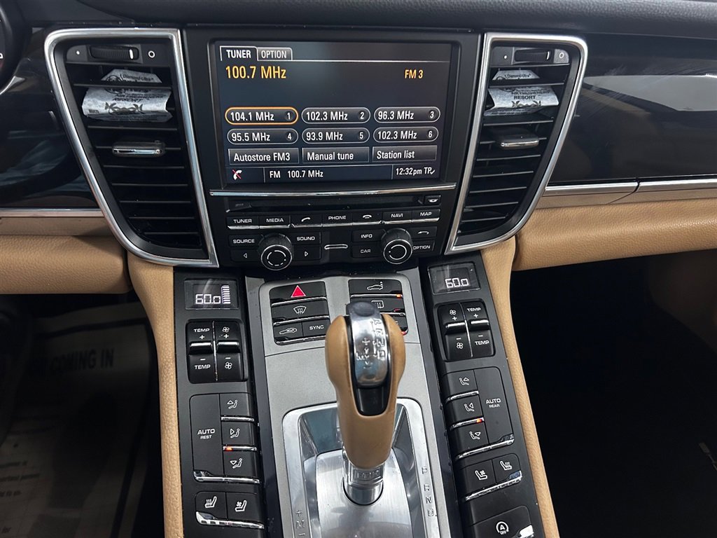 Used 2016 Porsche Panamera Edition RWD image 20