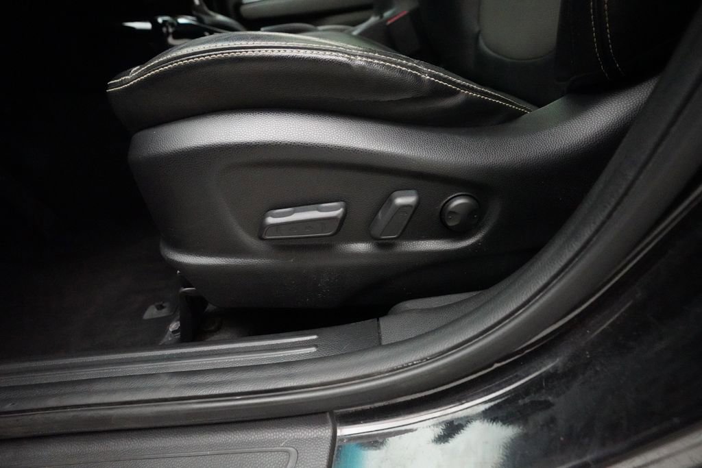 Used 2016 Kia Soul + w/ Primo Package image 28