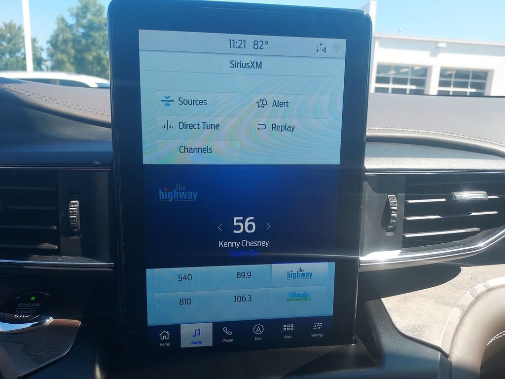 Used 2020 Ford Explorer Platinum w/ Premium Technology Package AWD/4WD image 15