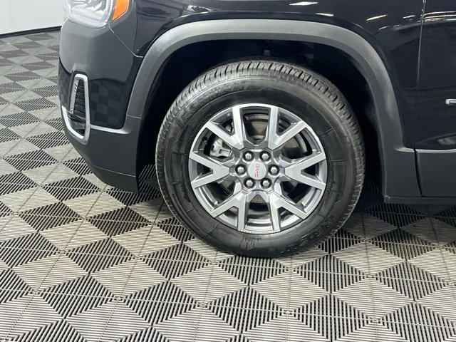 Used 2023 GMC Acadia SLT image 13
