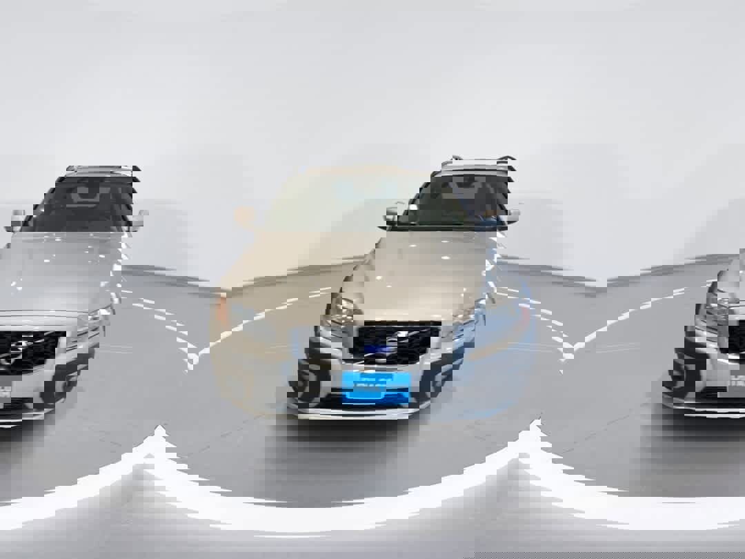 Used 2016 Volvo XC70 T5 Premier w/ Proximity Package image 3