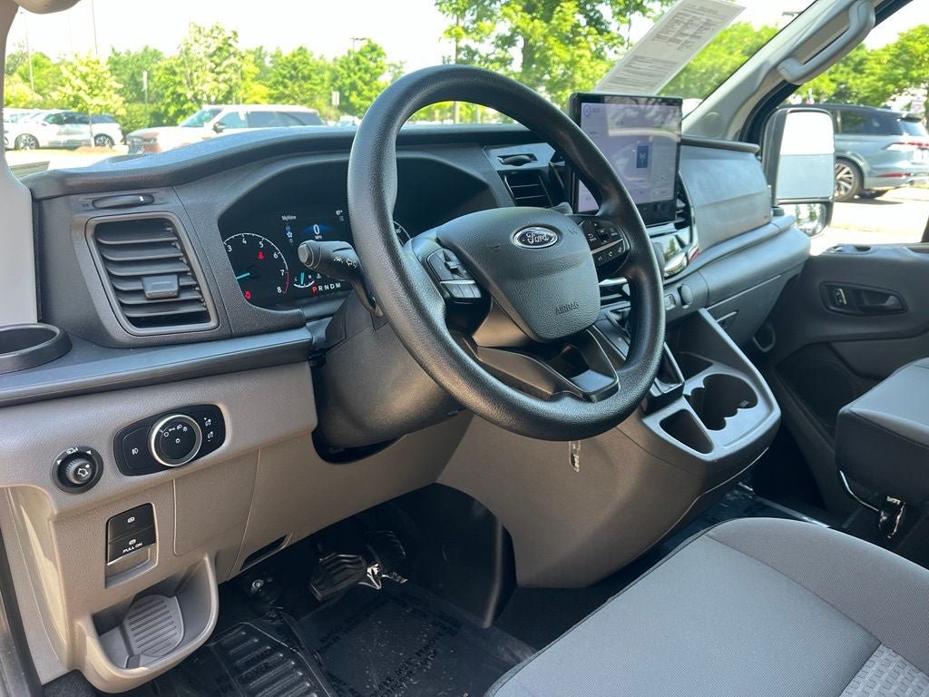 Used 2025 Ford Transit 350 XLT RWD image 18