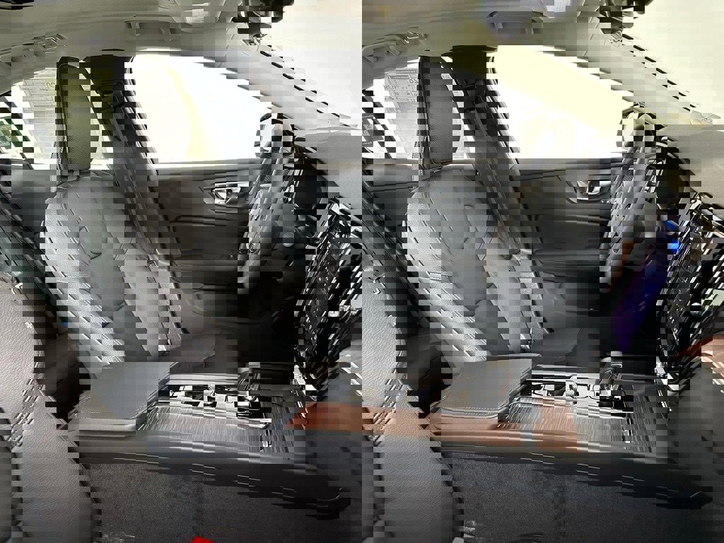 New 2024 Volvo S60 B5 Core w/ Climate Package image 5