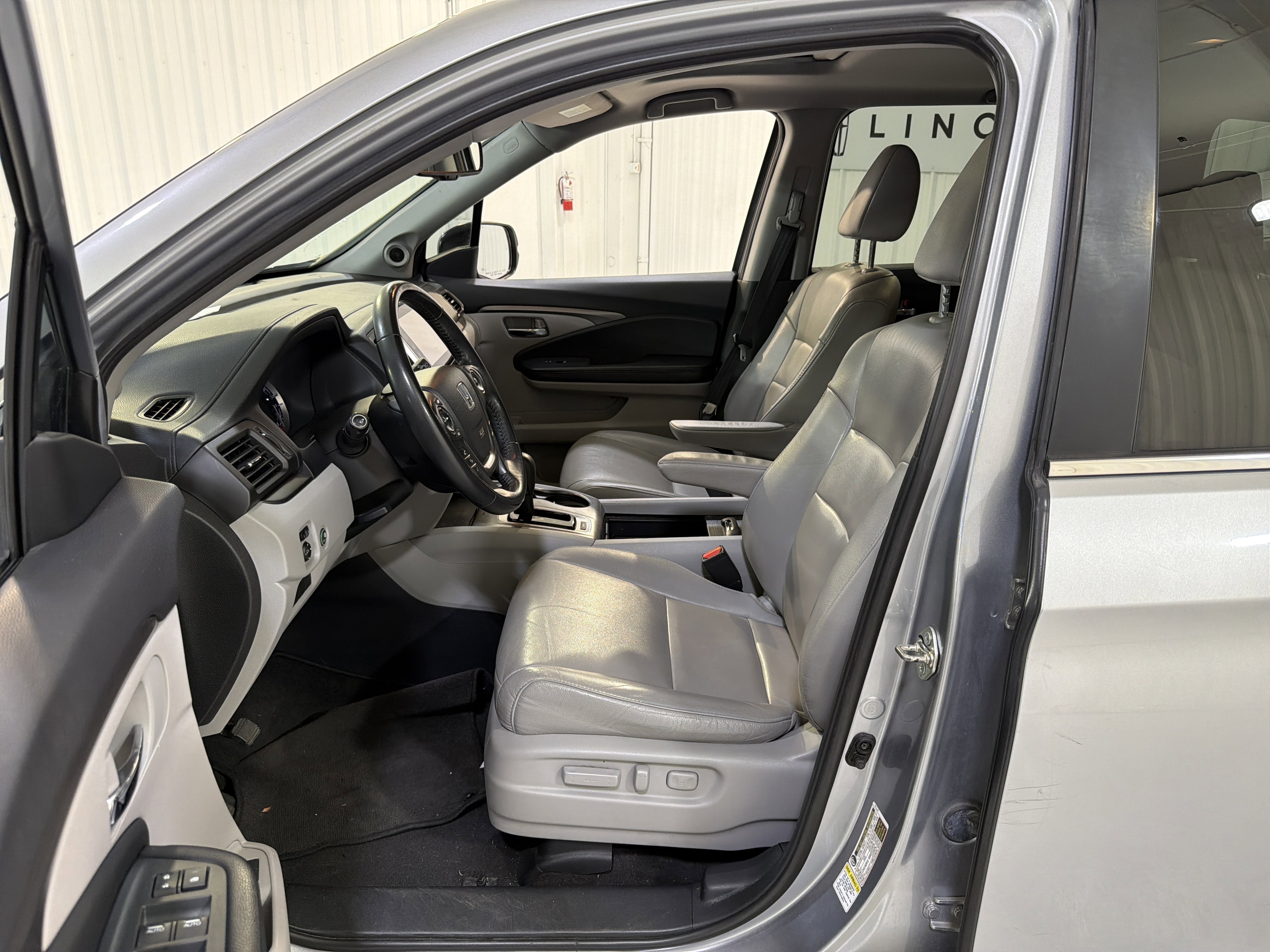 Used 2016 Honda Pilot EX-L image 11