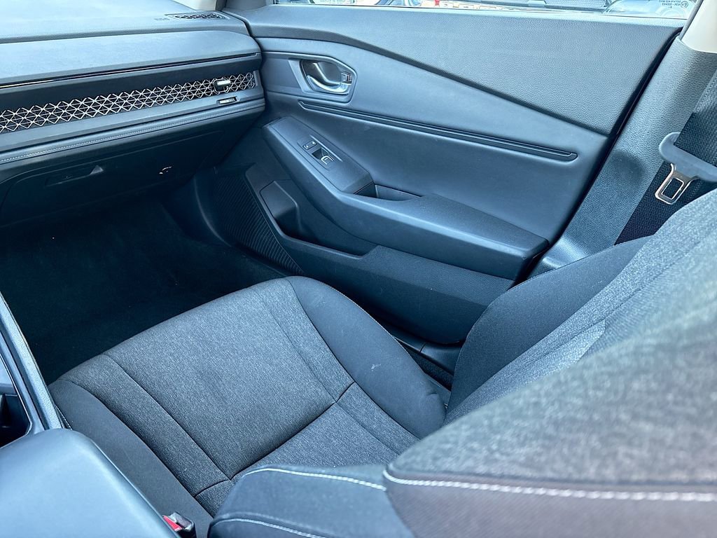 Used 2024 Honda Accord EX image 22