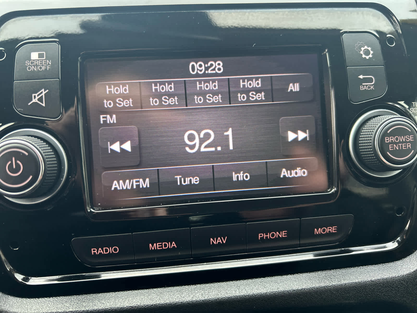 Used 2020 RAM ProMaster 1500 FWD image 15