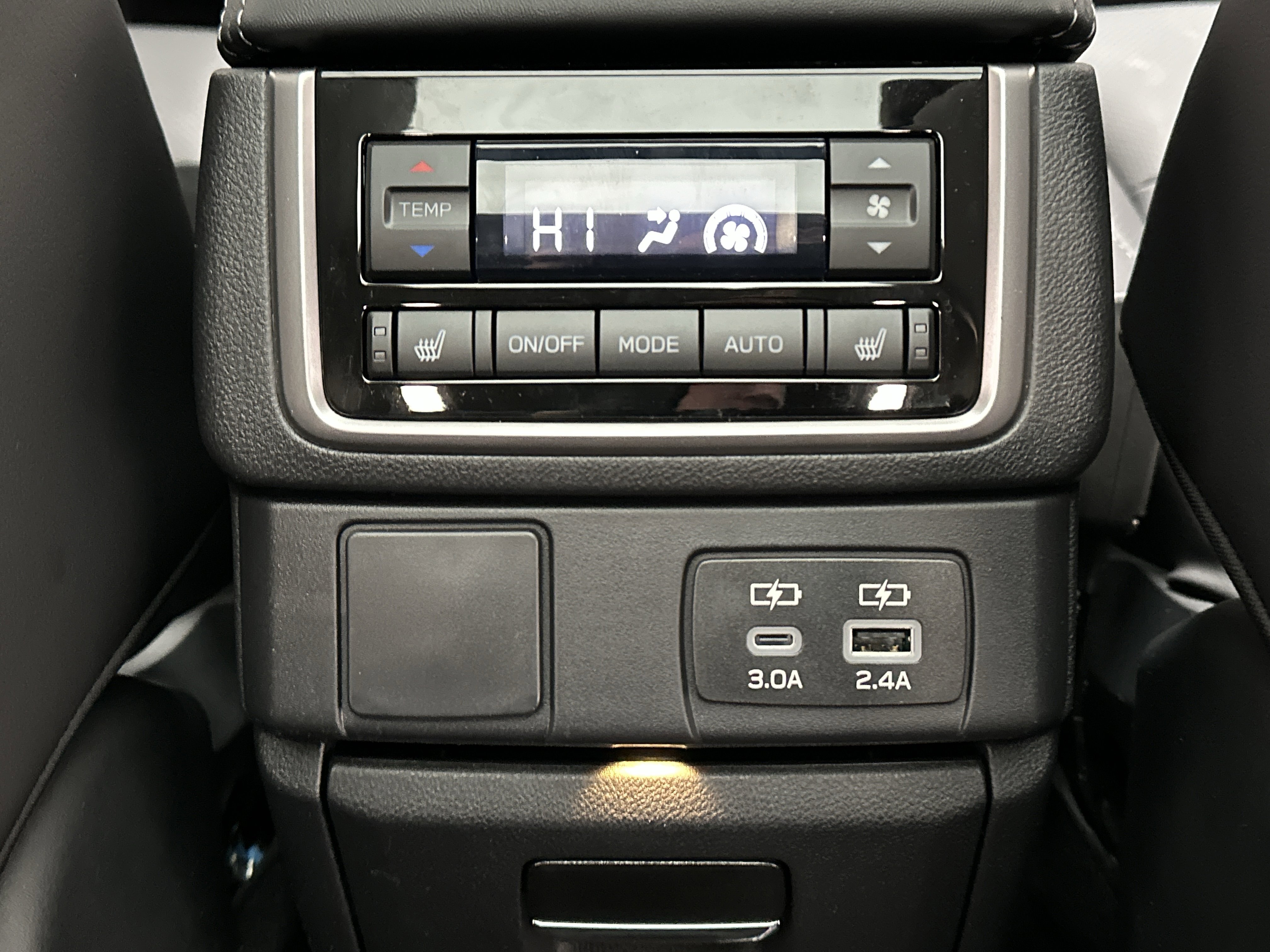 New 2026 Subaru Ascent Limited AWD/4WD image 26
