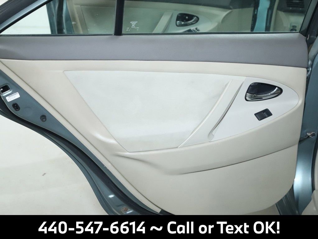 Used 2009 Toyota Camry LE image 26