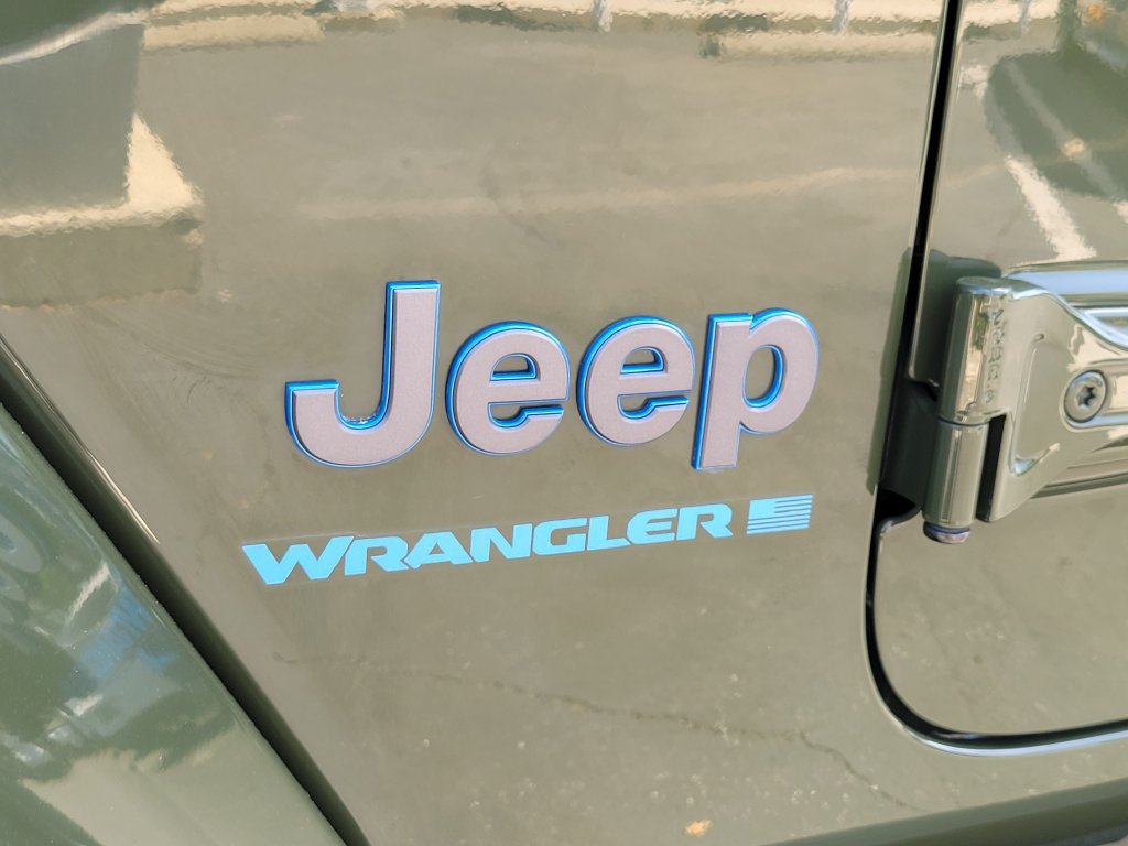 Used 2024 Jeep Wrangler High Altitude AWD/4WD image 23