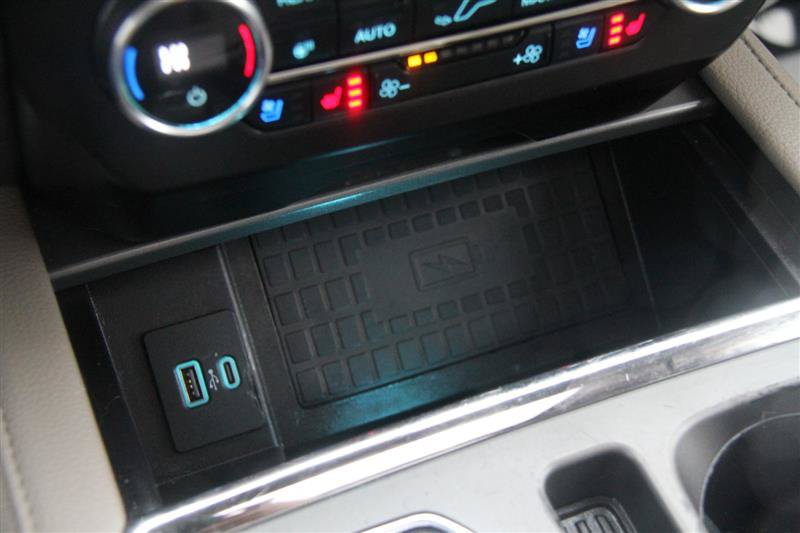 Used 2020 Ford Expedition Max XLT w/ Equipment Group 202A AWD/4WD image 38