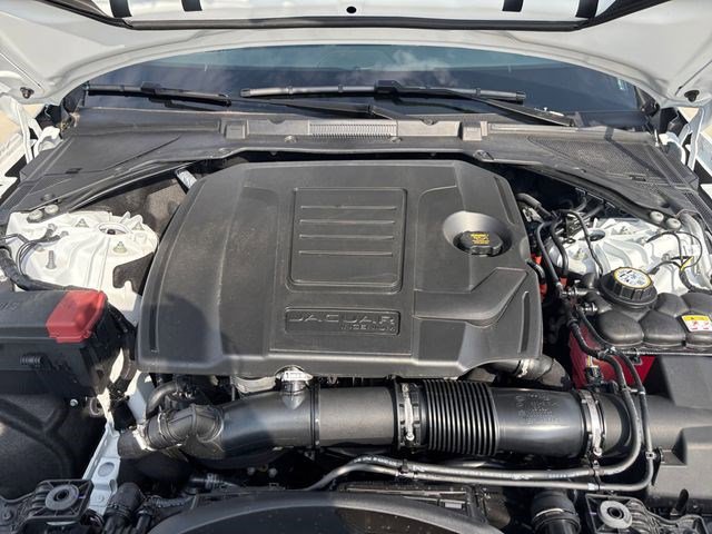 New 2024 Jaguar XF R-Dynamic SE AWD/4WD image 23
