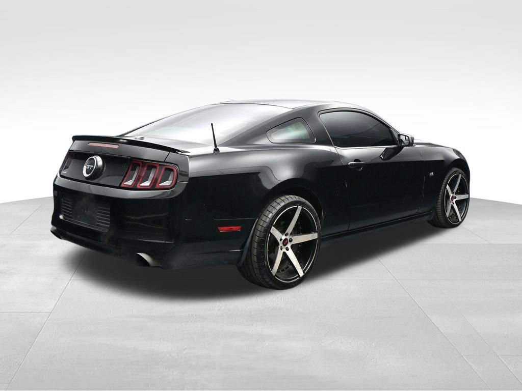 Used 2013 Ford Mustang GT Premium w/ Comfort Pkg RWD image 5