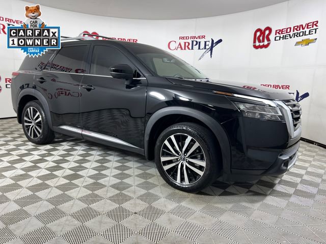 Used 2024 Nissan Pathfinder Platinum w/ Cargo Package image 1