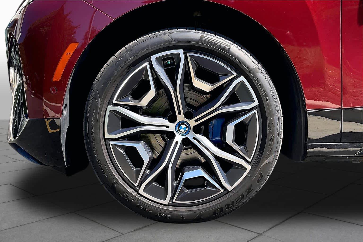 Certified 2024 BMW iX xDrive50 w/ Sport Package AWD/4WD image 10