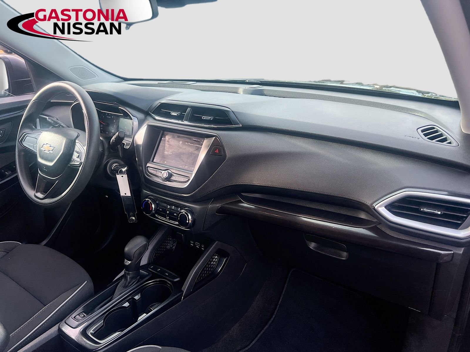 Used 2023 Chevrolet TrailBlazer LS image 37