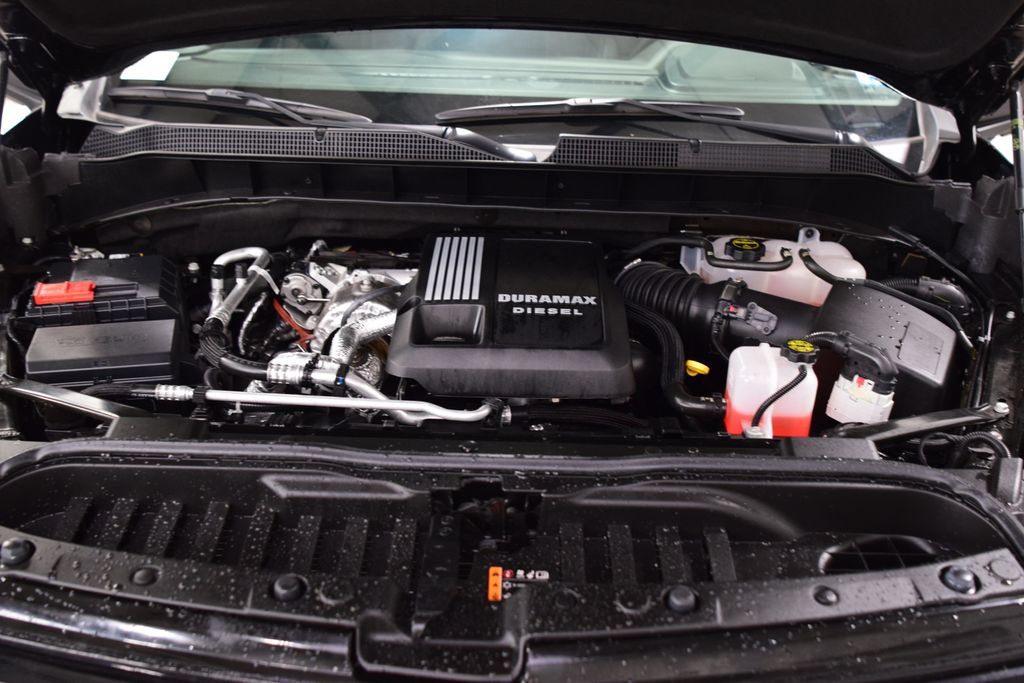 Used 2025 Chevrolet Silverado 1500 High Country w/ Midnight Edition AWD/4WD image 25