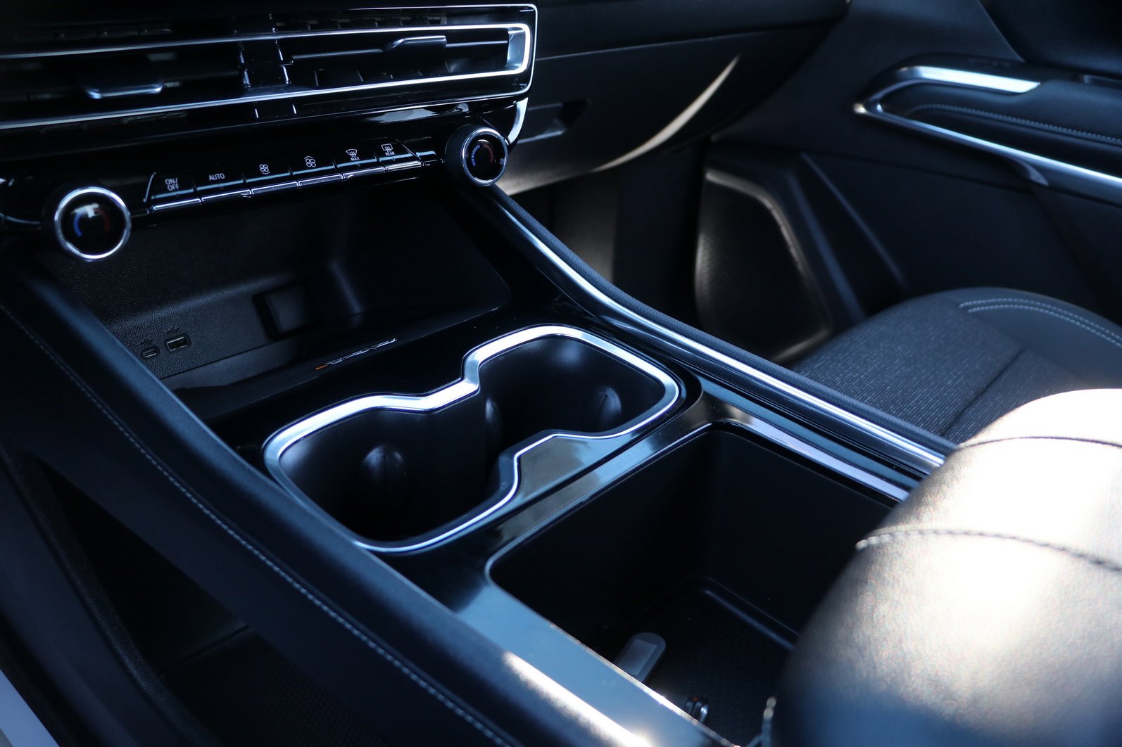 Used 2026 Chevrolet Traverse LT image 26